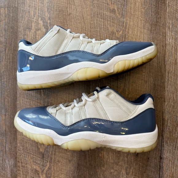 Nike Air Jordan 11 XI Retro Low Diffused Blue